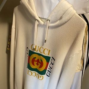 Gucci hoodie. Oversize sweatshirt with Gucci logo